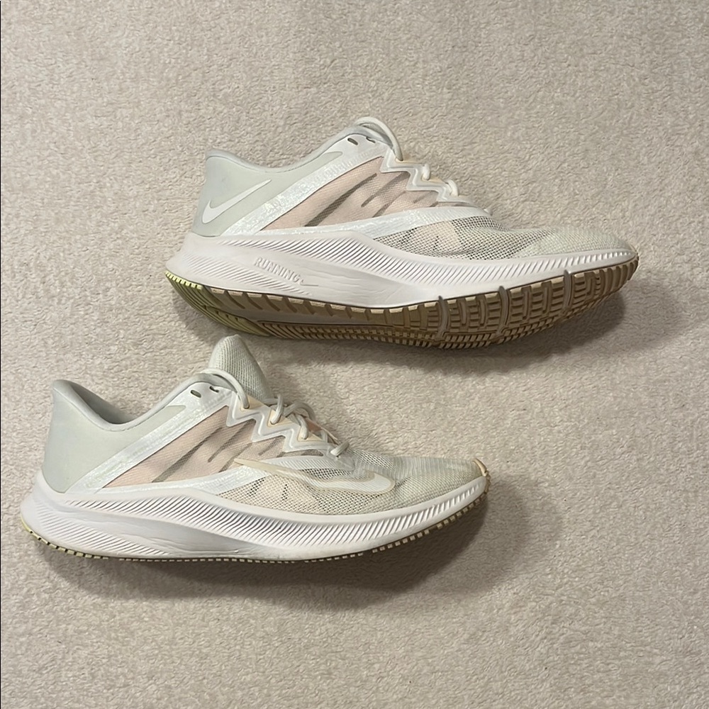 Nike Quest Running Shoe White and Blush Pink Athletic Sneaker